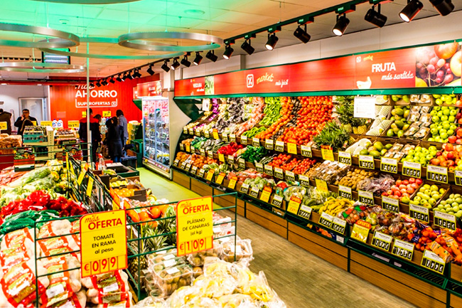 DIA-Market-interior